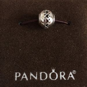 Pandora ESSENCE Love charm
